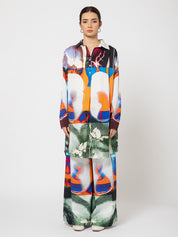 Why sitting on the opposite side? Kurta Set