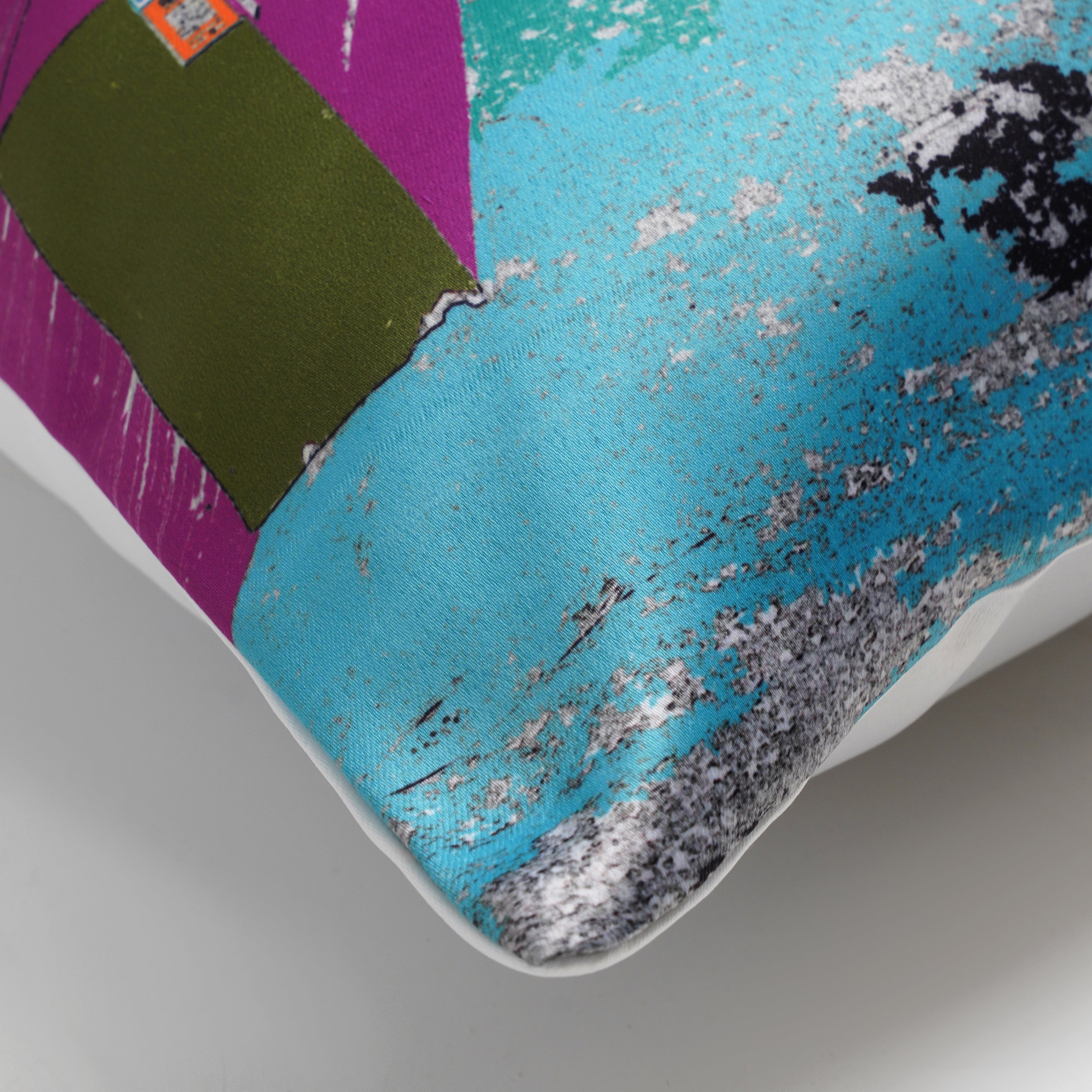 Reverse Stories by Naraj- Printed Cushion Cover