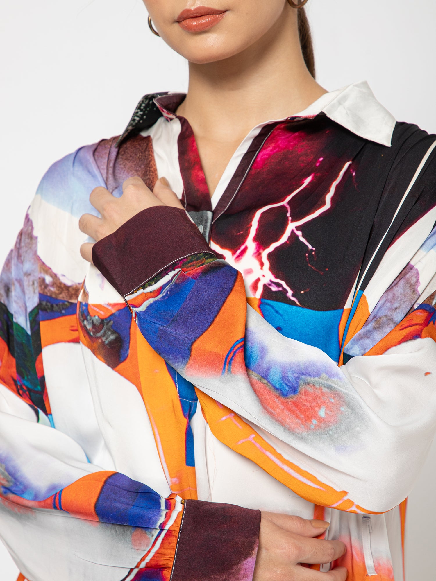 Why sitting on the opposite side? Kurta